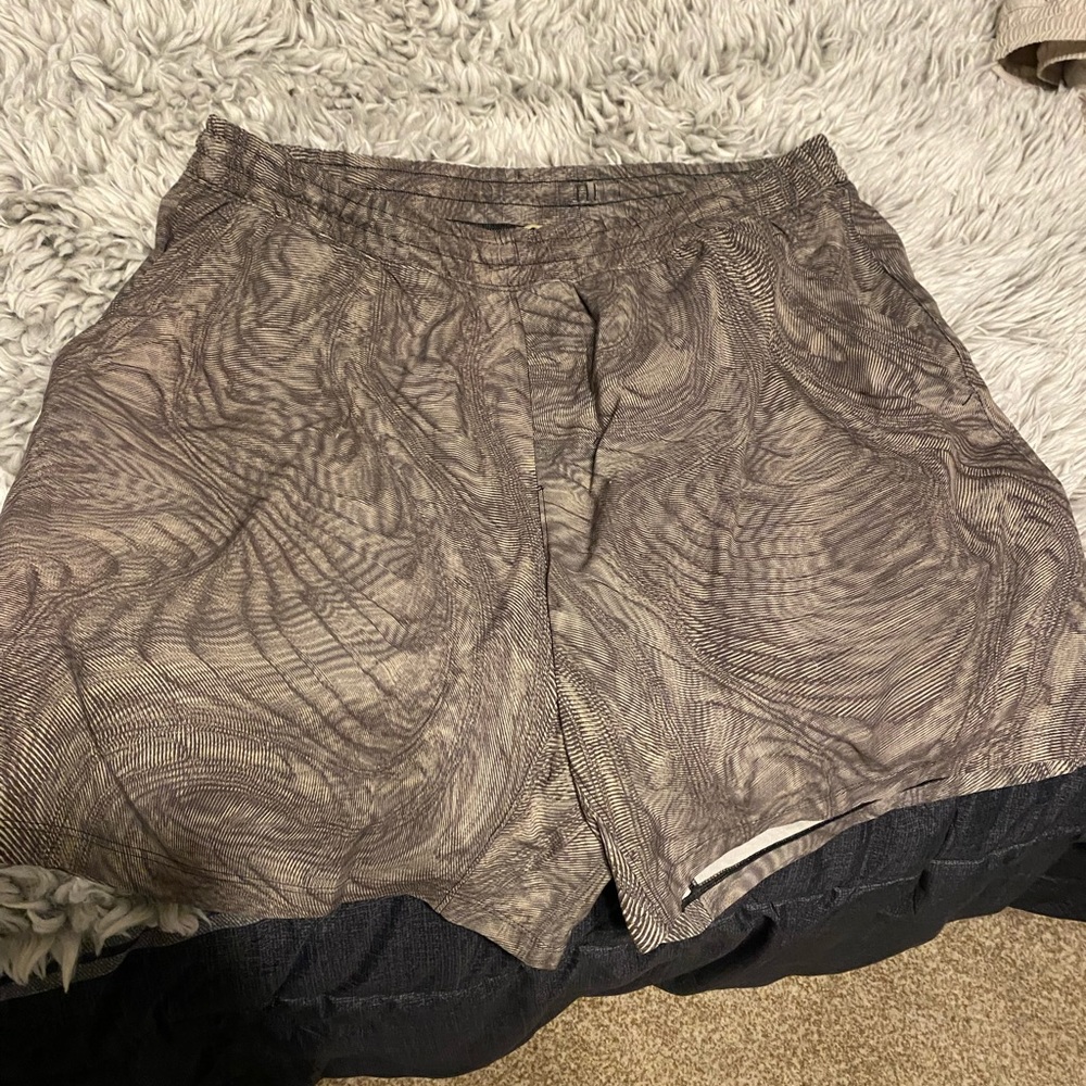 Lululemon pace breaker 7